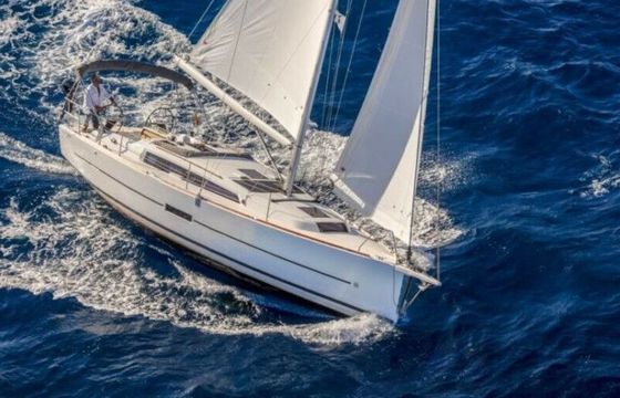 Sailboat Dufour Dufour 360 Grand Large 10.73m