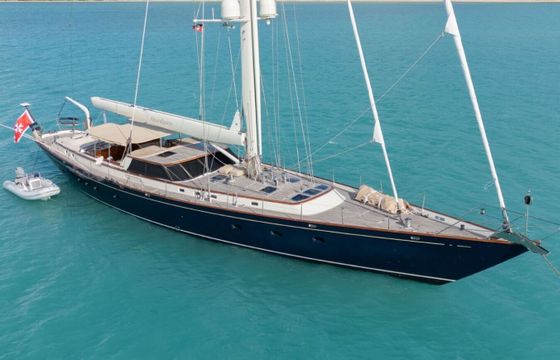 Sailing yacht Alloy Yachts Custom 31.9m