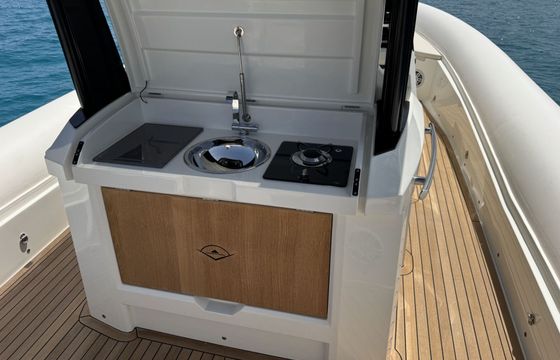 RIB Renier R12 Cabin 800hp