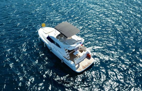Motor yacht Jeanneau Prestige 36 fly 740hp