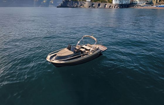 Motorboat Modern Gozzo Positano Open 700hp