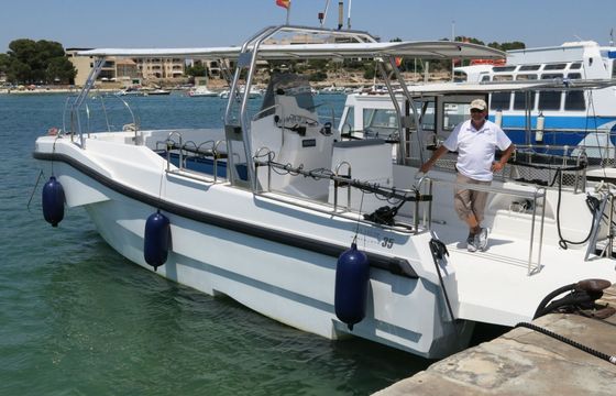 Motorboat Quer Q32 370hp