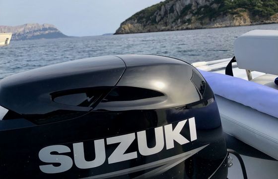 Boat without licence  Bwa Bwa 5.5 40hp