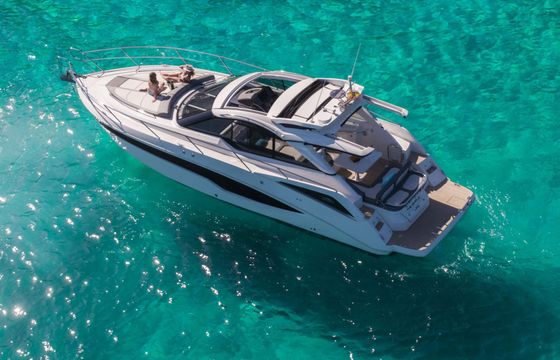 Motorboat Galeon 405 HTS 760hp