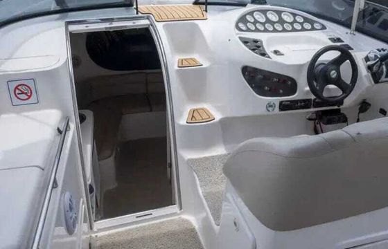 Motorboat Runner Runner 380 440hp