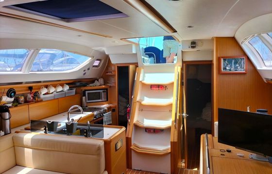 Sailboat Jeanneau Sun Odyssey 45 DS 13.5m