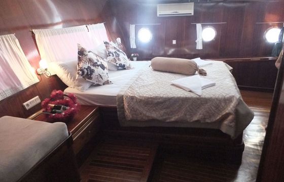 Gulet CUSTOM 2006 35m