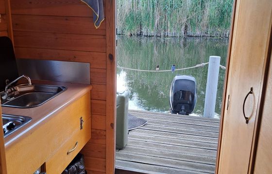 Houseboat WOMA Knajdek Meble Sp.Zo o Motorkatamaran