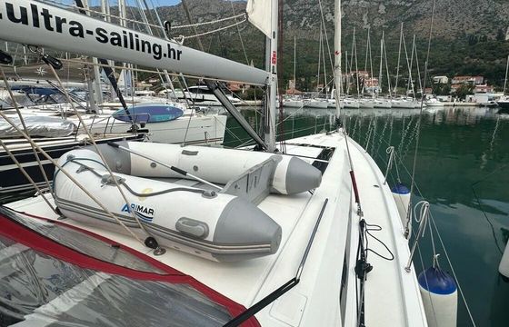 Sailboat Bénéteau Oceanis 46.1 14m