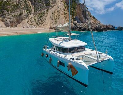 Catamaran Lagoon Lagoon 42 12.8m