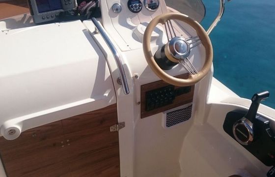 RIB Aquamax b23 200hp