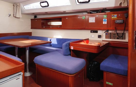Sailboat Beneteau Oceanis 50 Family 15.42m