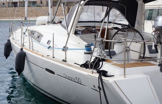 Sailboat Beneteau Oceanis 50 Family 15.42m