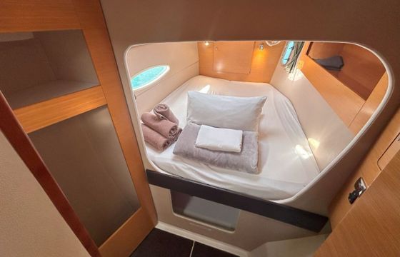 Catamaran FOUNTAINE PAJOT LIPARI 41 11.95m