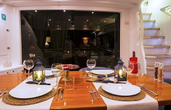 Motor yacht custom-made 2006