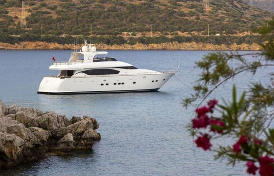 Motor yacht custom-made 2006