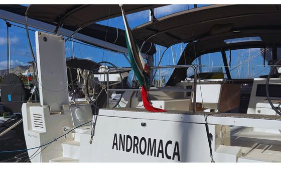 Sailboat Dufour 470 14m