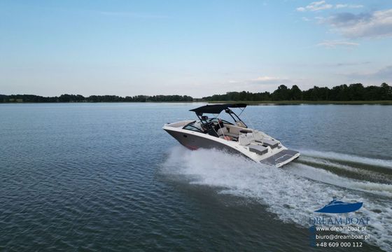 Motorboat Sea Ray 290 SDX 380hp