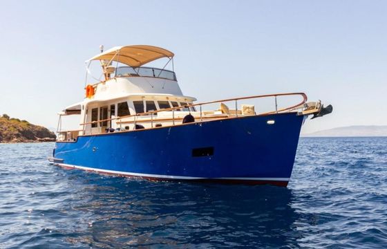Motorboat Trawler Classic Cruiser 55 680hp