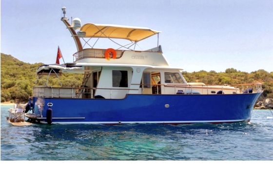 Motorboat Trawler Classic Cruiser 55 680hp