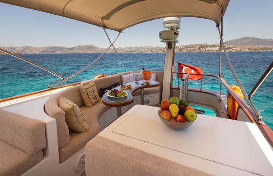 Motorboat Trawler Classic Cruiser 55 680hp
