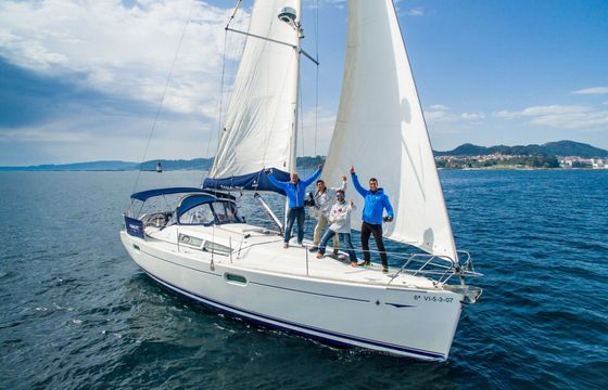 Sailboat Jeanneau Sun odyssey 39i 12m