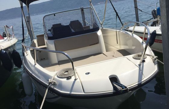 Motorboat Quicksilver Activ 675 Open