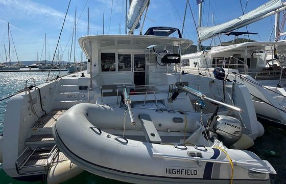 Catamaran LAGOON 40 11.74m
