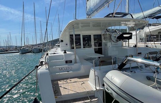 Catamaran LAGOON 40 11.74m