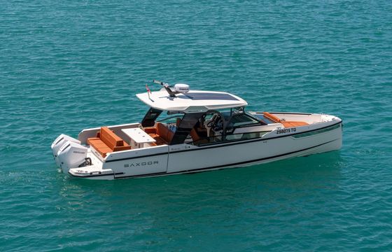 Motorboat Saxdor 320 GTO 400hp