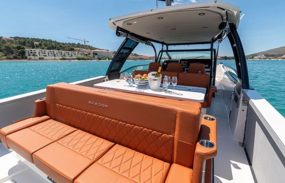 Motorboat Saxdor 320 GTO 400hp