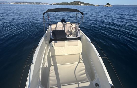 Motorboat Quicksilver Active 705 Open 150hp