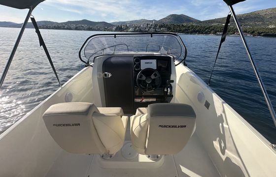 Motorboat Quicksilver Active 705 Open 150hp