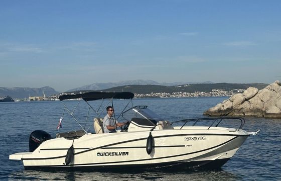 Motorboat Quicksilver Active 705 Open 150hp