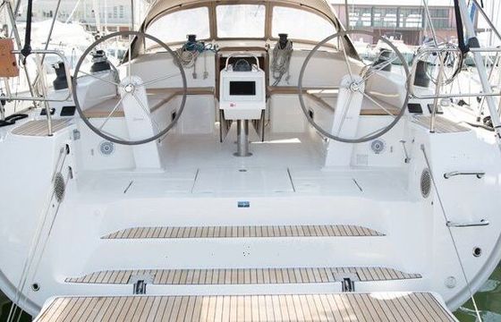 Sailboat BAVARIA CRUISER 51 15.59m