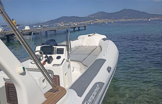 Motorboat Capelli Tempeste 7.50