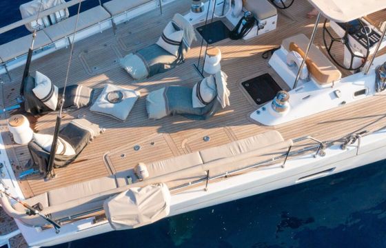 Sailboat Oyster 825 25.15m