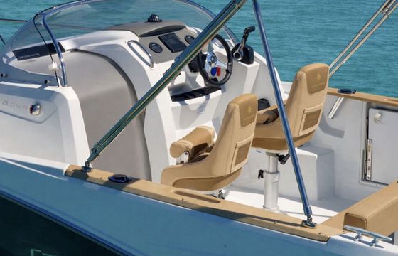 Motorboat Jeanneau Cap Camarat 6.5 WA 150hp