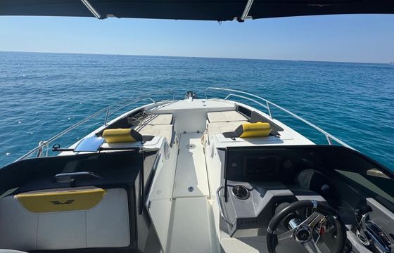 Motorboat Beneteau 7.7 Sportdeck 300hp