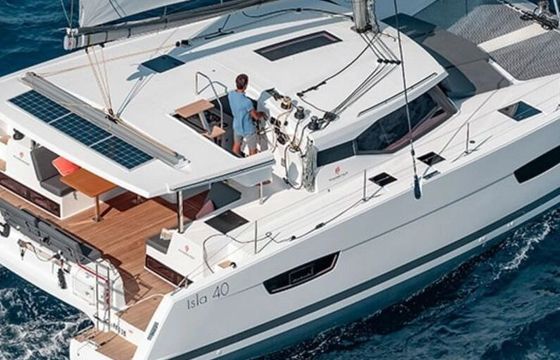 Catamaran Fountaine Pajot ISLA 40 11m