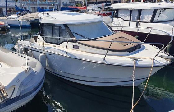 Motorboat Jeanneau Merry Fisher 7.95 150hp