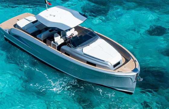 Motor yacht Solaris Open 40 740hp