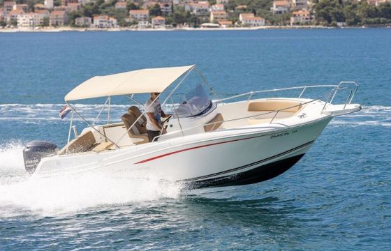 Motorboat Jeanneau Cap Camarat 7.5 Cc 225hp