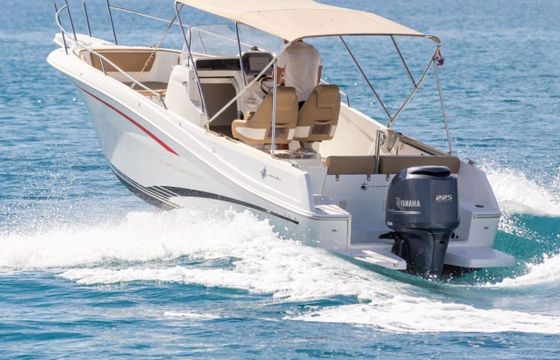 Motorboat Jeanneau Cap Camarat 7.5 Cc 225hp