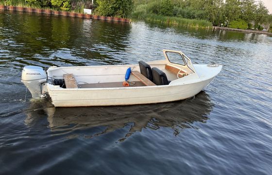 Motorboat Verhoef v500 8hp