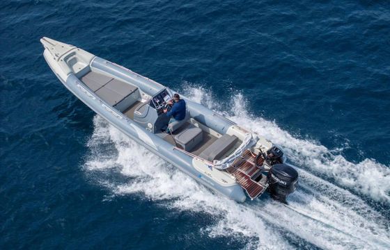 Motorboat Marvel 960 300hp