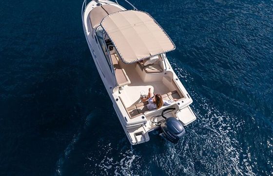 Motorboat Scout 225 ABACO 150hp