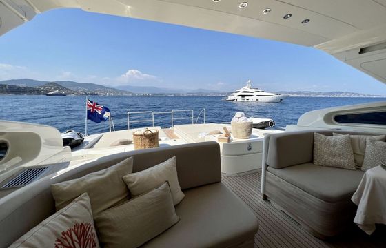 Motor yacht Leopard 27 open 4000hp