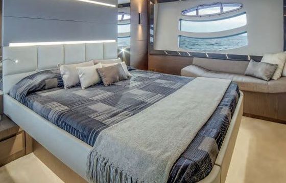 Motor yacht Ferretti Pershing 72 3896hp