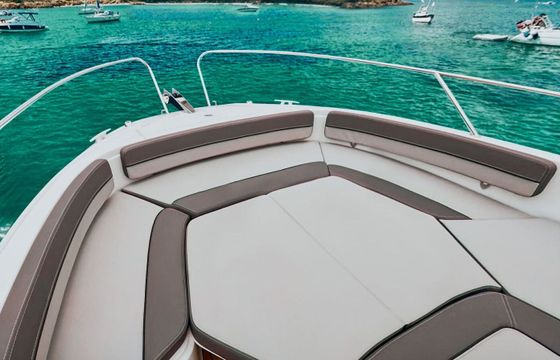Motorboat Jeanneau Cap Camarat 9.0 Cc 500hp